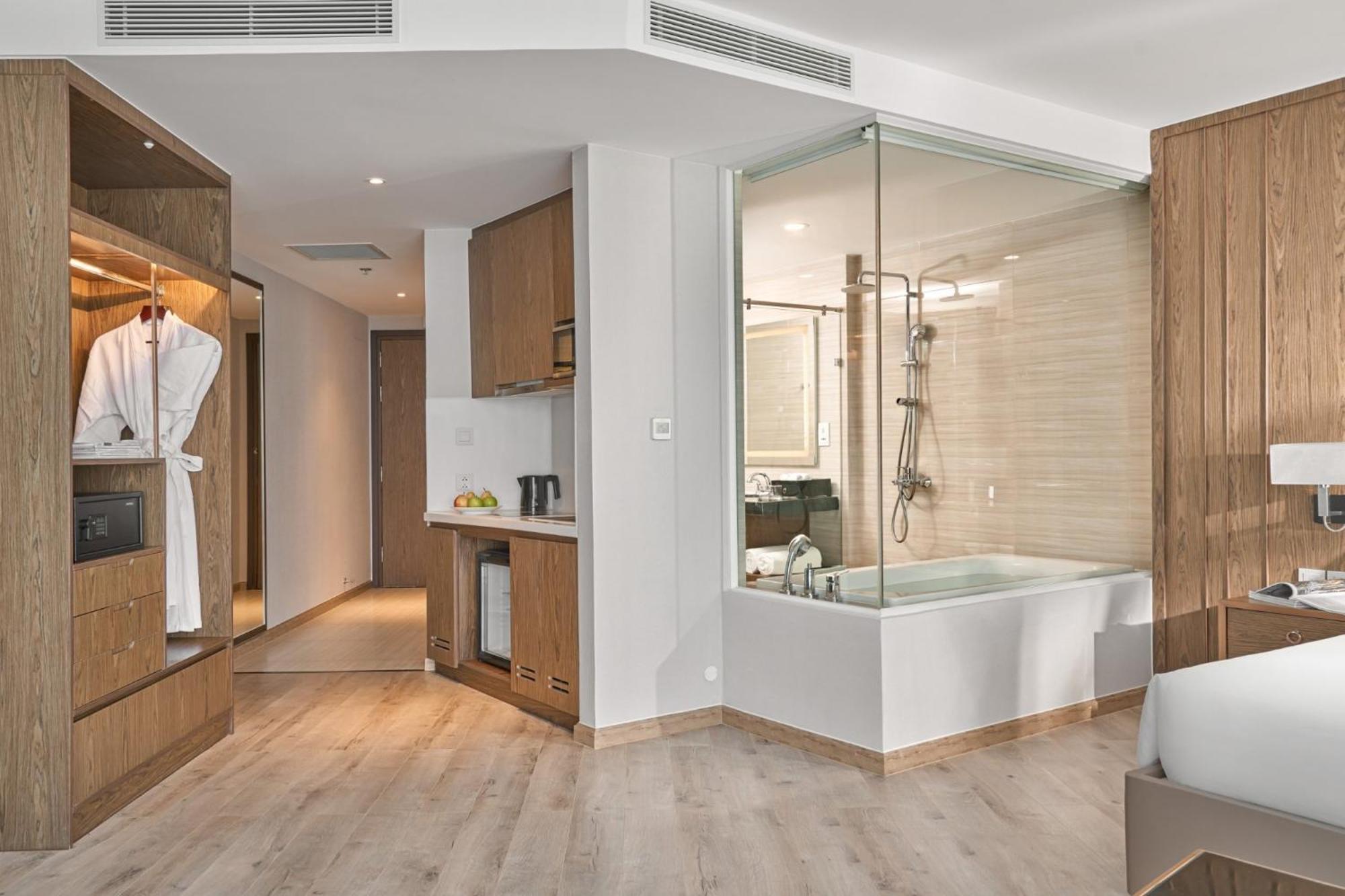 Panorama Oceanfront Suite Nha Trang Eksteriør bilde